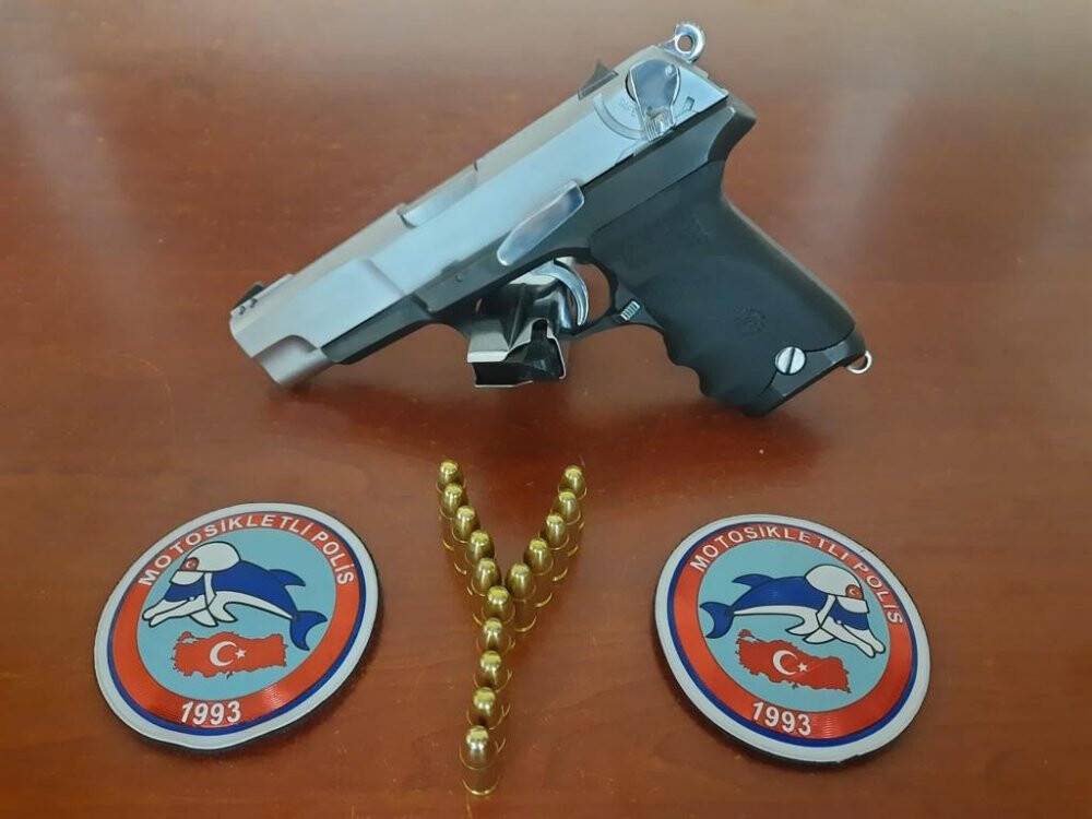 Van’da aranması olan 19 kişi tutuklandı