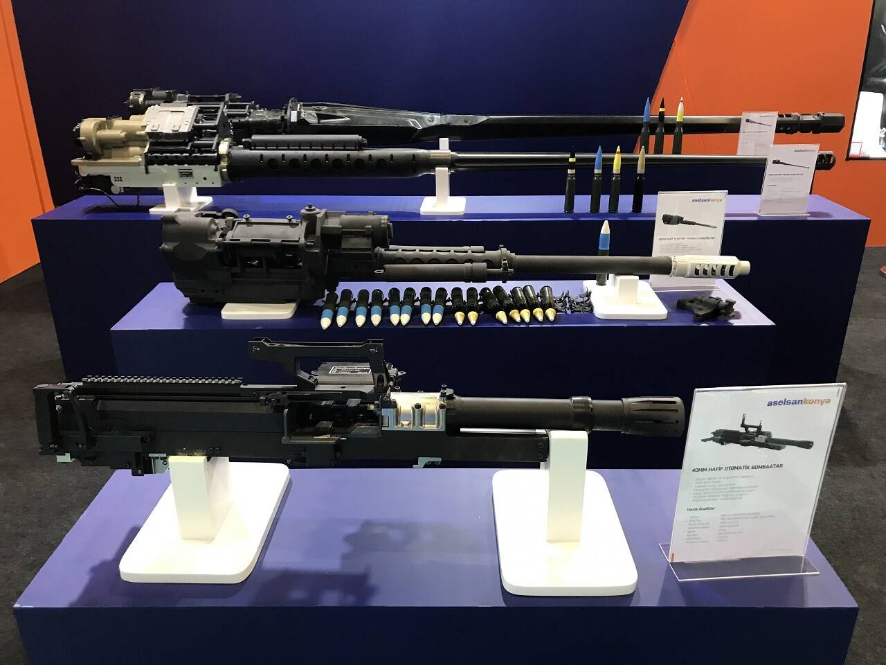 aa-20221025-29249712-29249709-turkiyenin-yeni-yerli-silah-sistemleri-ilk-kez-sergilendi.jpg