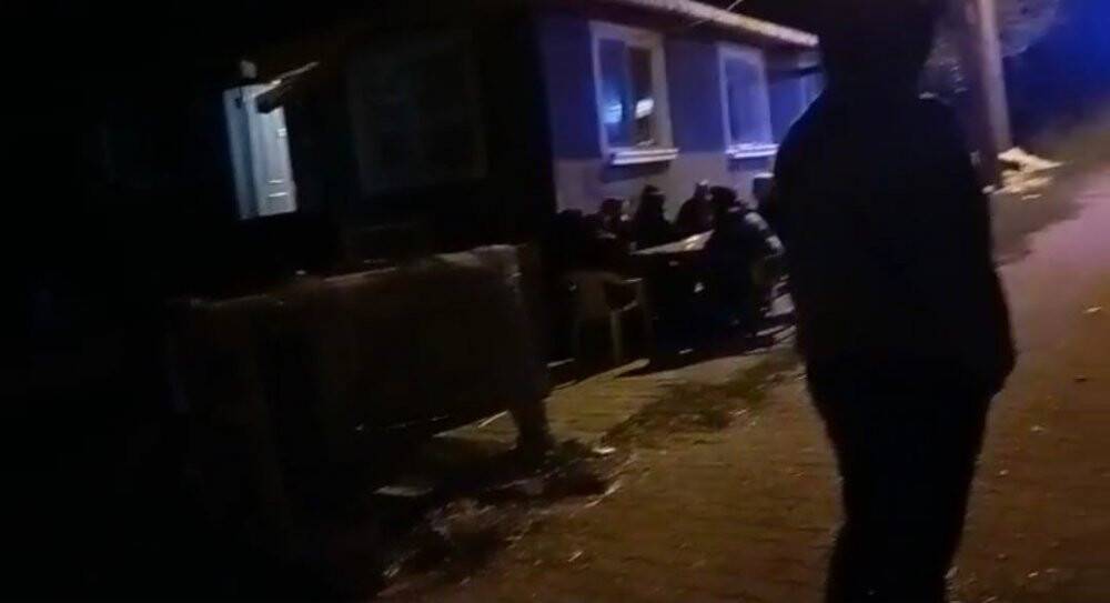 Evinin önünde düşen kadın hayatını kaybetti