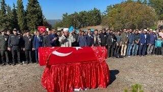 Kaza sonucu hayatını kaybeden Uzman Çavuş Karakaya son yolculuğuna uğurlandı