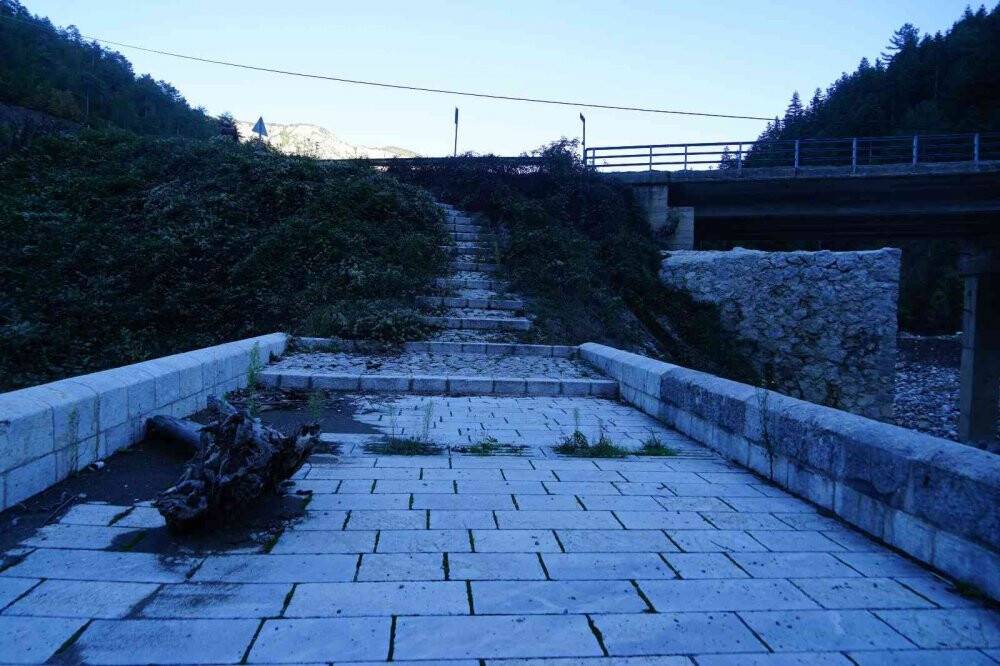 Sel felaketinde zarar görmüştü, 123 yıllık tarihi köprü onarılmayı bekliyor