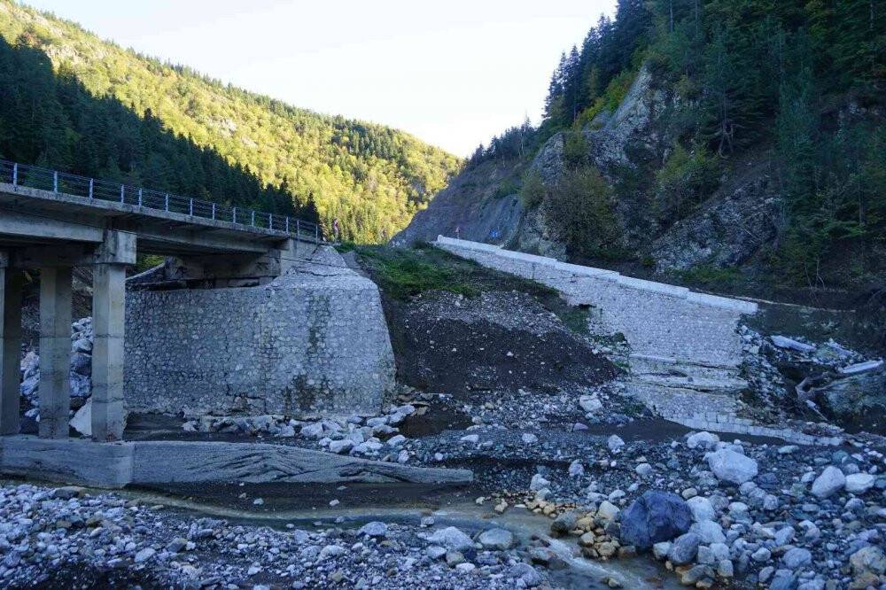 Sel felaketinde zarar görmüştü, 123 yıllık tarihi köprü onarılmayı bekliyor