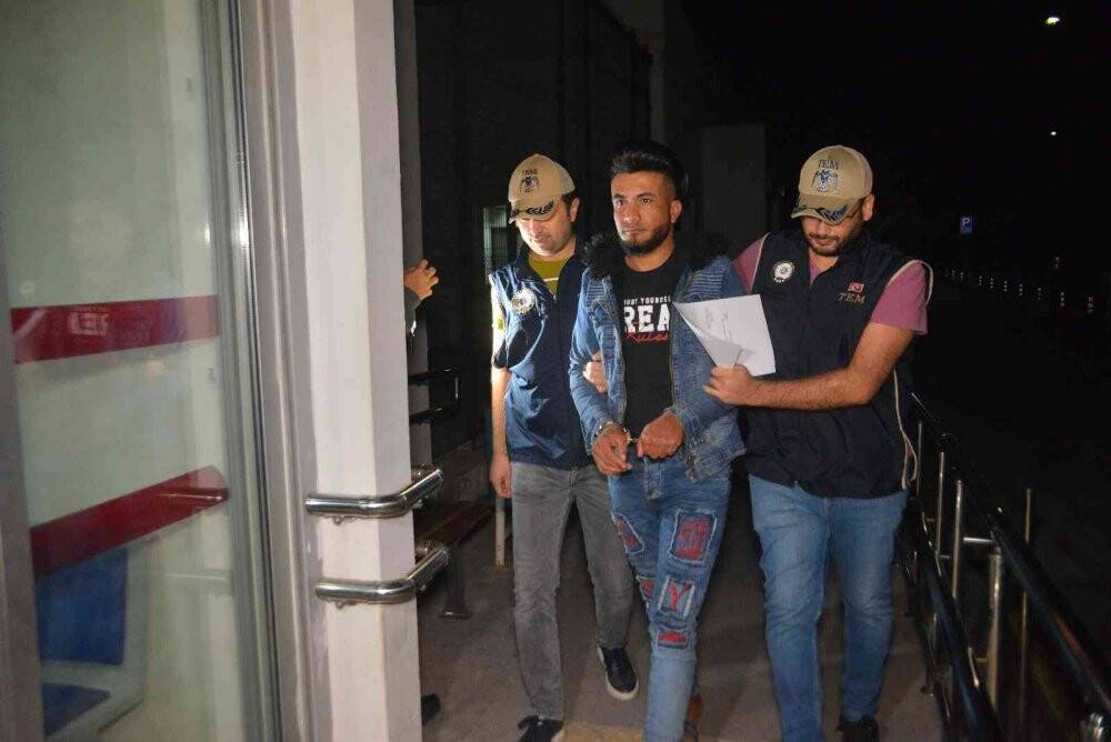 Adana’da DEAŞ’a şafak operasyonu: 5 gözaltı