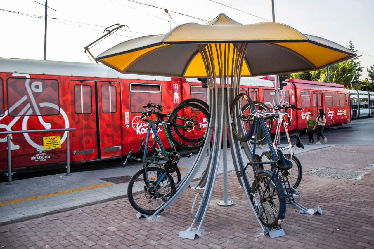 buyuksehir-belediyesi-bisiklet-2.jpg