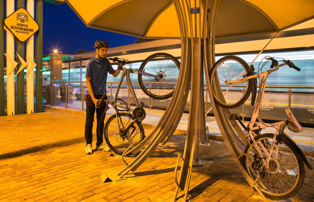 buyuksehir-belediyesi-bisiklet-3.jpg