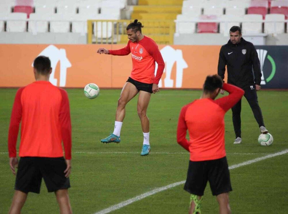 CFR Cluj, Sivasspor maçı hazırlıklarını tamamladı