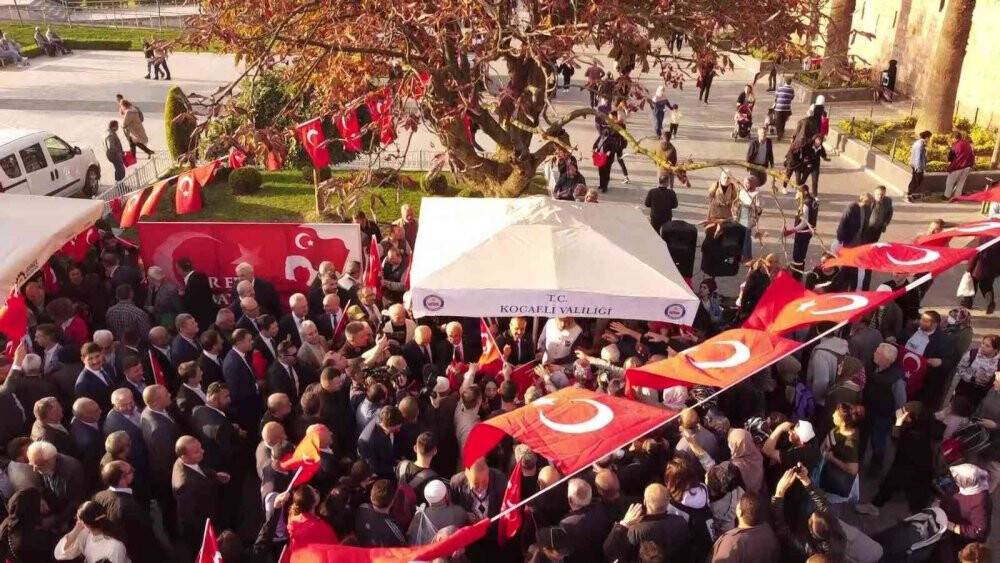 Cumhuriyet’in 99. yılında Türk bayraksız ev kalmayacak