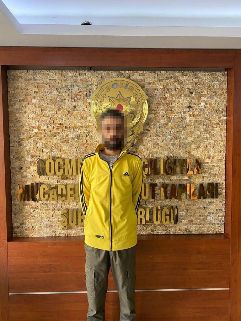 İstanbul’da sahte pasaport baskınında gözaltına alınan 4 kişi tutuklandı