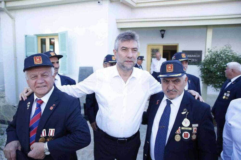 Şileli gaziler 48 yıl sonra gittikleri Kıbrıs’ta duygu dolu anlar yaşadı