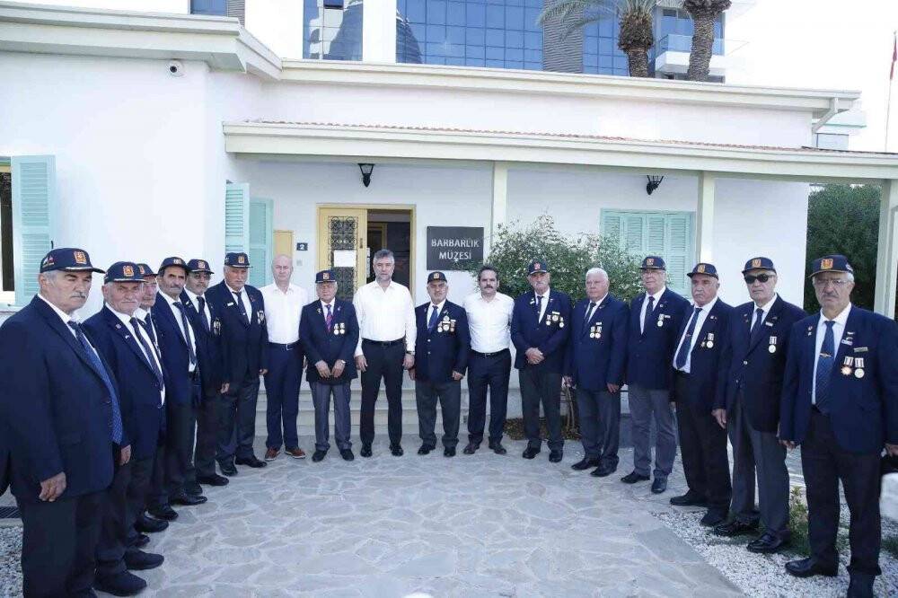 Şileli gaziler 48 yıl sonra gittikleri Kıbrıs’ta duygu dolu anlar yaşadı