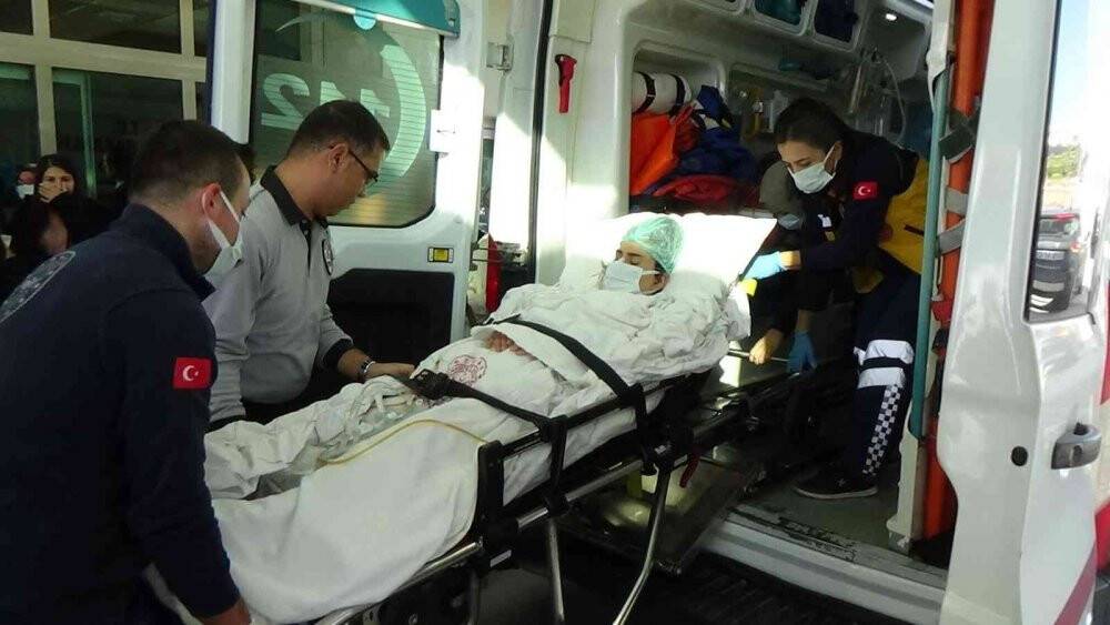 Kuzeni tarafından silahla vurulan hemşire bir böbreğini kaybetti