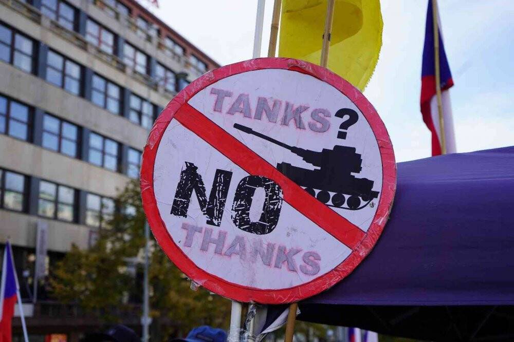 Çekya’da Rusya’ya yapılan yaptırımlar protesto edildi