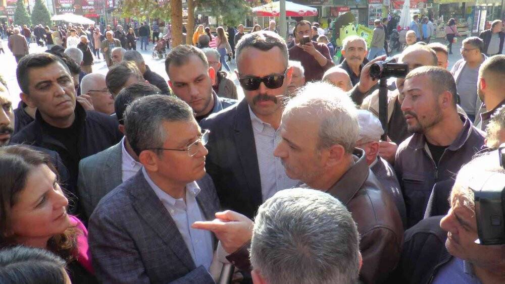 Esnaftan Özgür Özel': Genel başkanınızı değiştirin