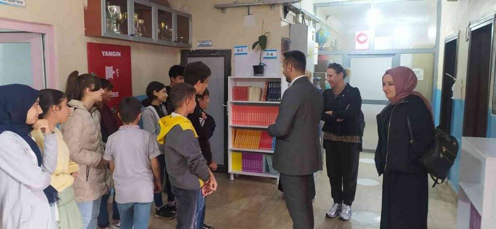 Hayırseverler destek verdi 246 ihtiyaç sahibine mont ve bot desteği sağlandı