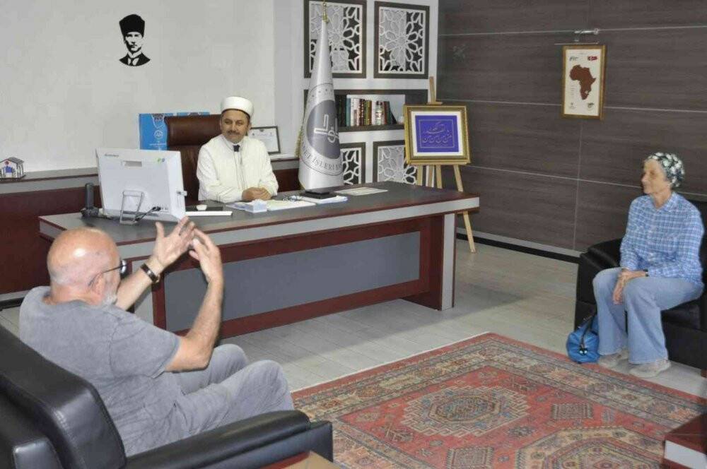 İsviçreli çift Müslüman oldu