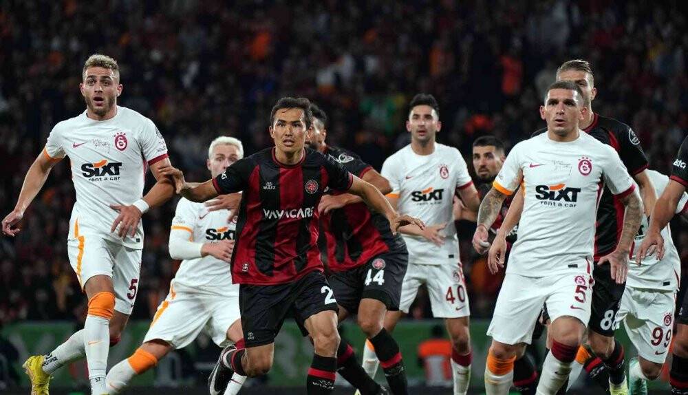 Spor Toto Süper Lig: Fatih Karagümrük: 0 - Galatasaray: 2 (Maç sonucu)