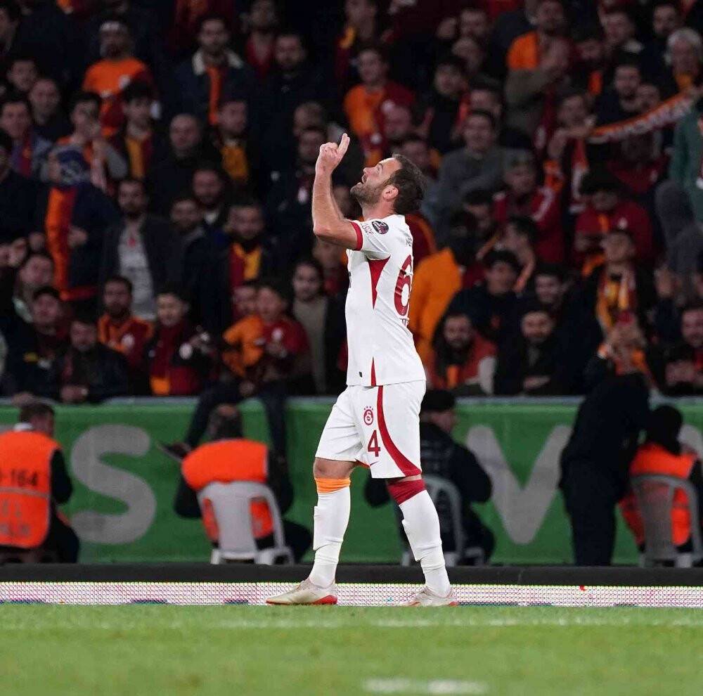 Spor Toto Süper Lig: Fatih Karagümrük: 0 - Galatasaray: 2 (Maç sonucu)