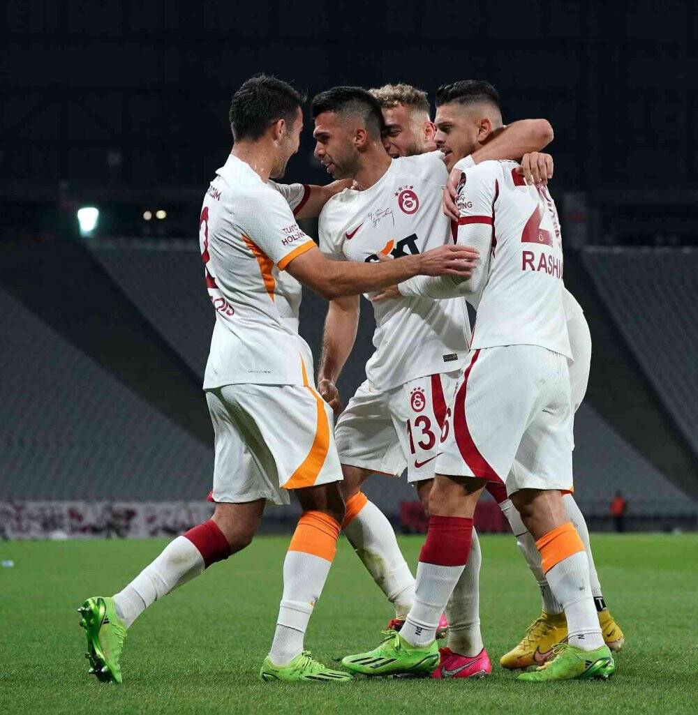 Spor Toto Süper Lig: Fatih Karagümrük: 0 - Galatasaray: 2 (Maç sonucu)