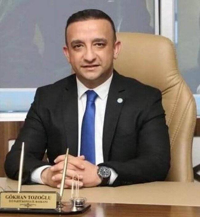 Akşener, vefat eden Konya İl Başkanı Tozoğlu’nun cenazesine katıldı