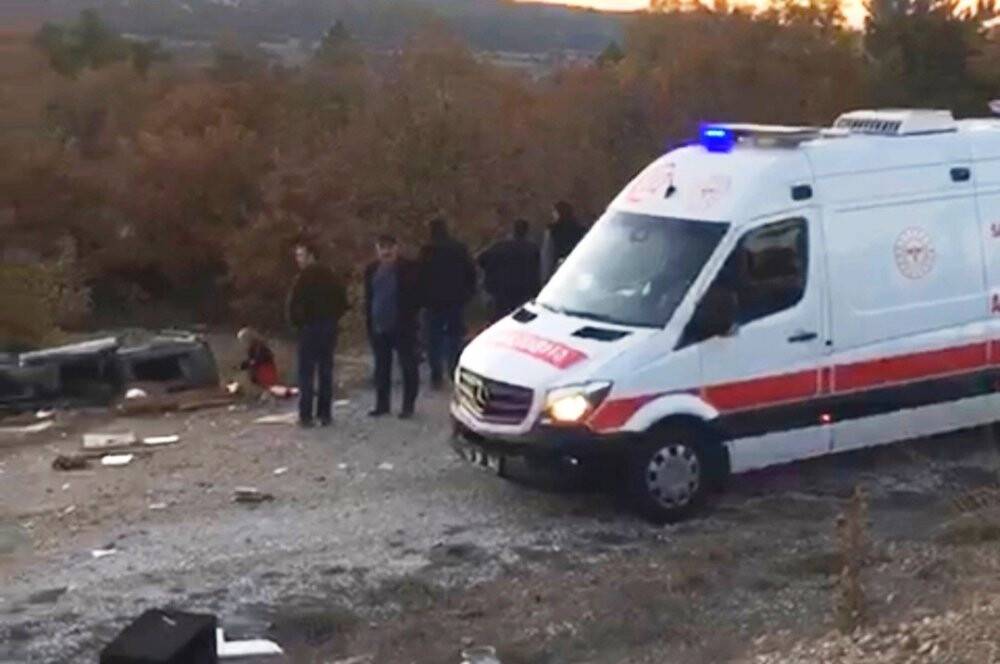 Kütahya’da trafik kazası: 2 ölü, 3 yaralı