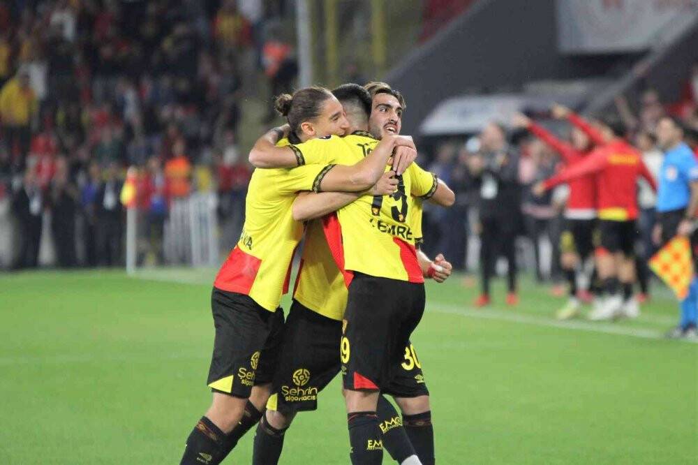 Spor Toto 1. Lig: Göztepe: 5 - Denizlispor: 0