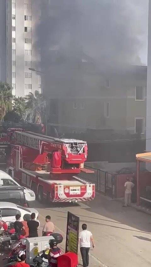 Apartman dairesi alevlere teslim oldu