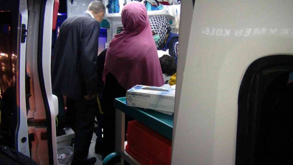 Düğün dönüşü kaza: 2’si çocuk 6 yaralı