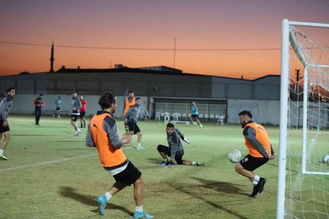 Nazilli Belediyespor Düzce maçı hazırlıklarına başladı