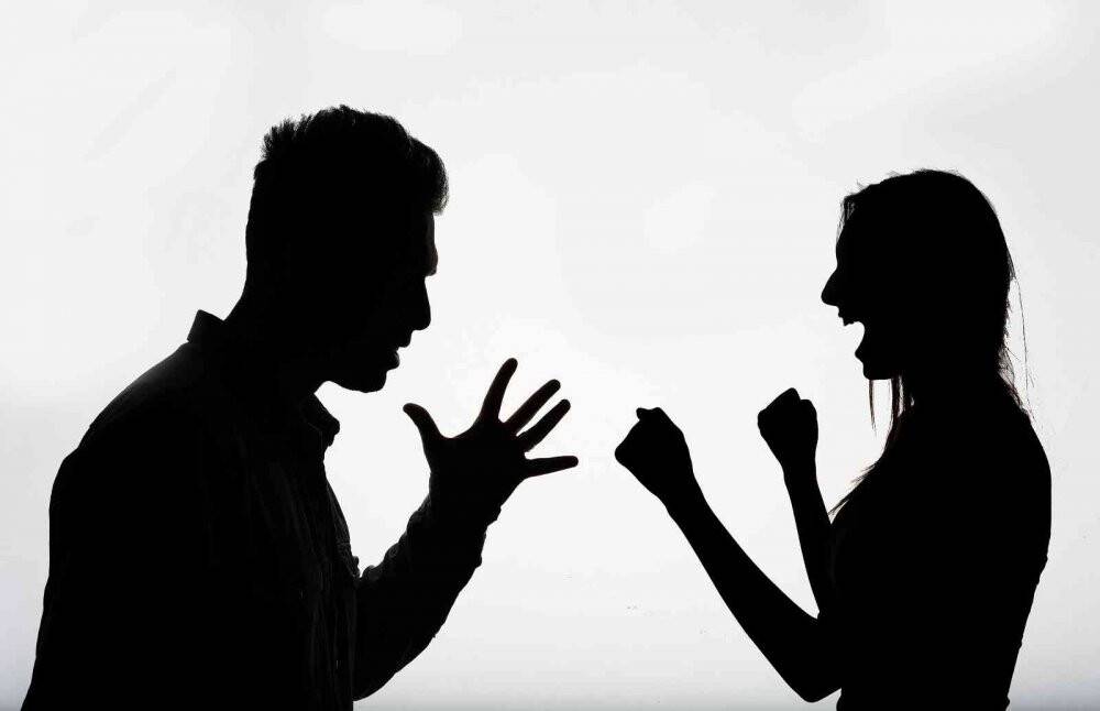 İlişkilerde siber istismara dikkat