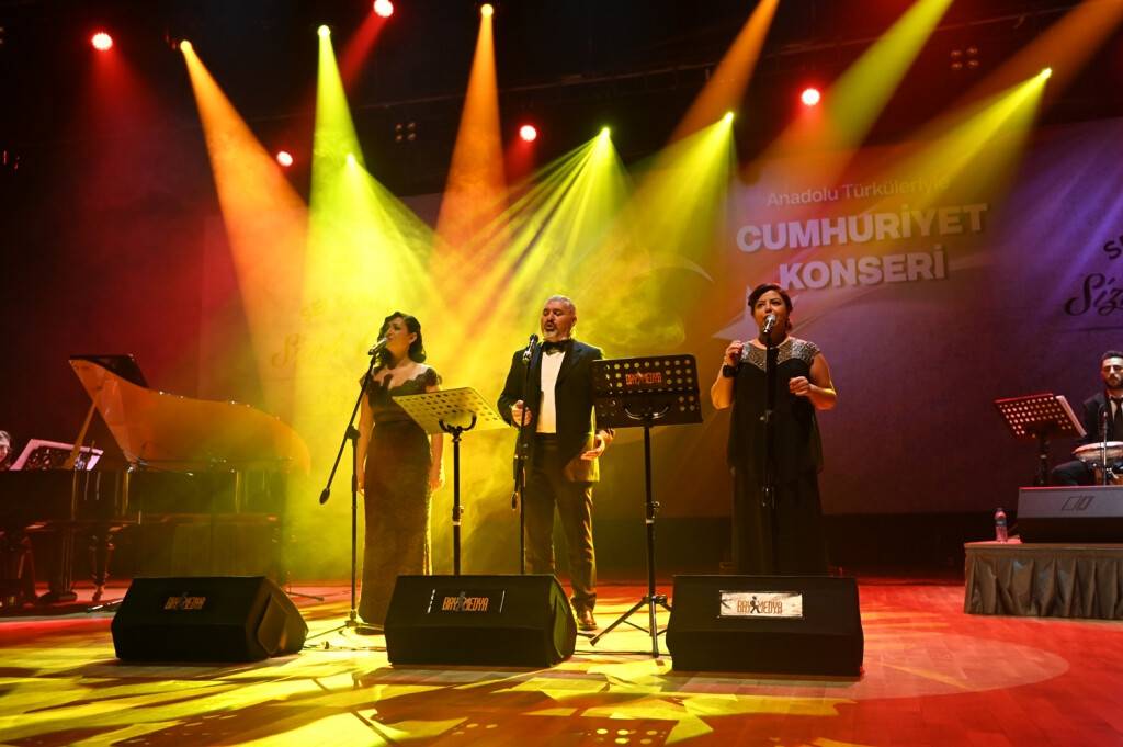 selcuklu-belediyesi-konser-2.jpg