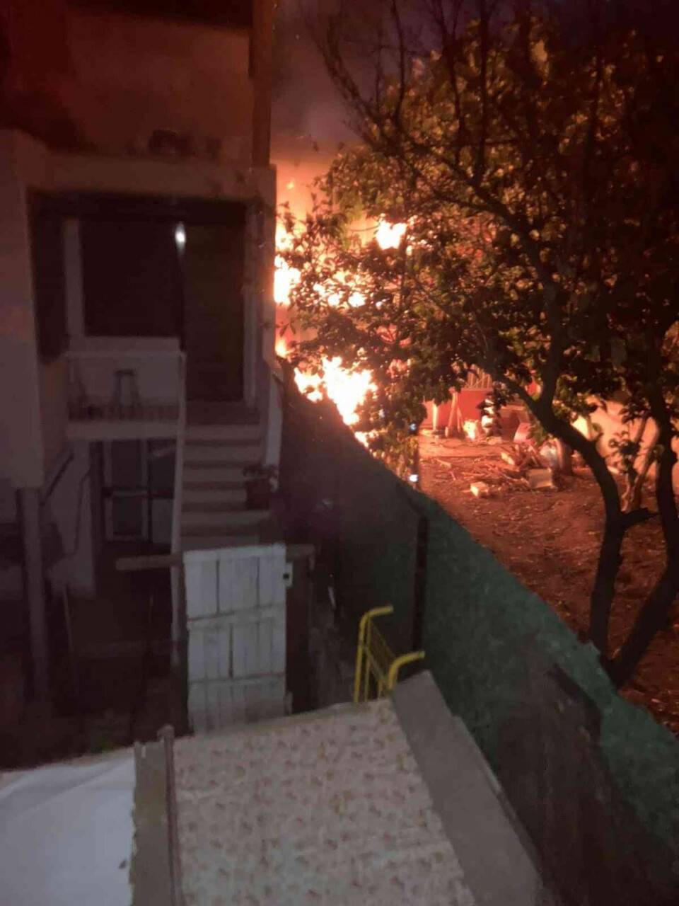 İzmir’de evde çıkan yangında 1 kişi hayatını kaybetti