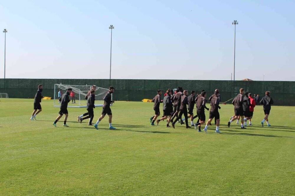 Bandırmaspor'da  Altay mesaisi  sürürüyor