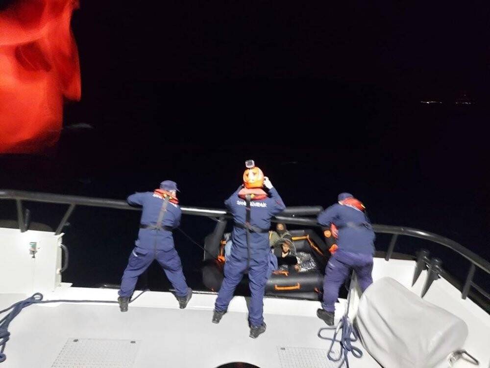 Ege denizinde göçmen hareketliliği: 130 göçmen kurtarıldı