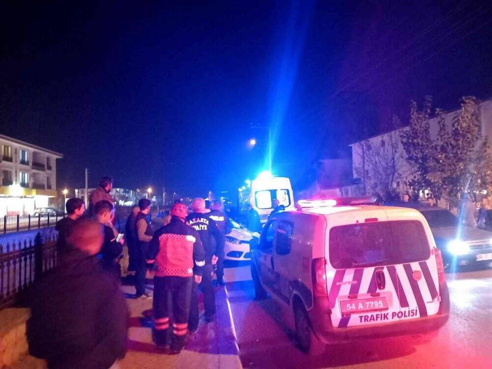 Otomobiller çarpıştı, sürücüler kazayı yara almadan atlattı