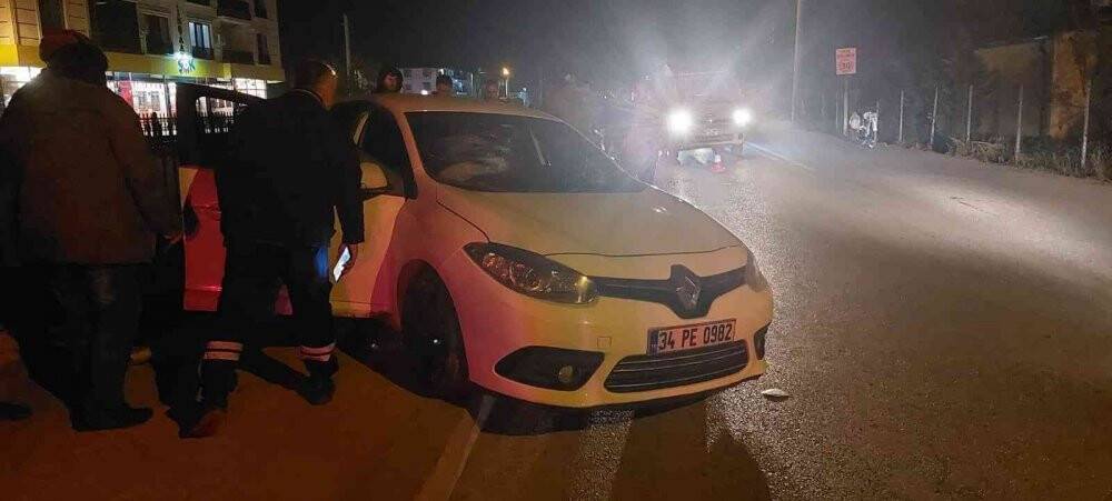 Otomobiller çarpıştı, sürücüler kazayı yara almadan atlattı