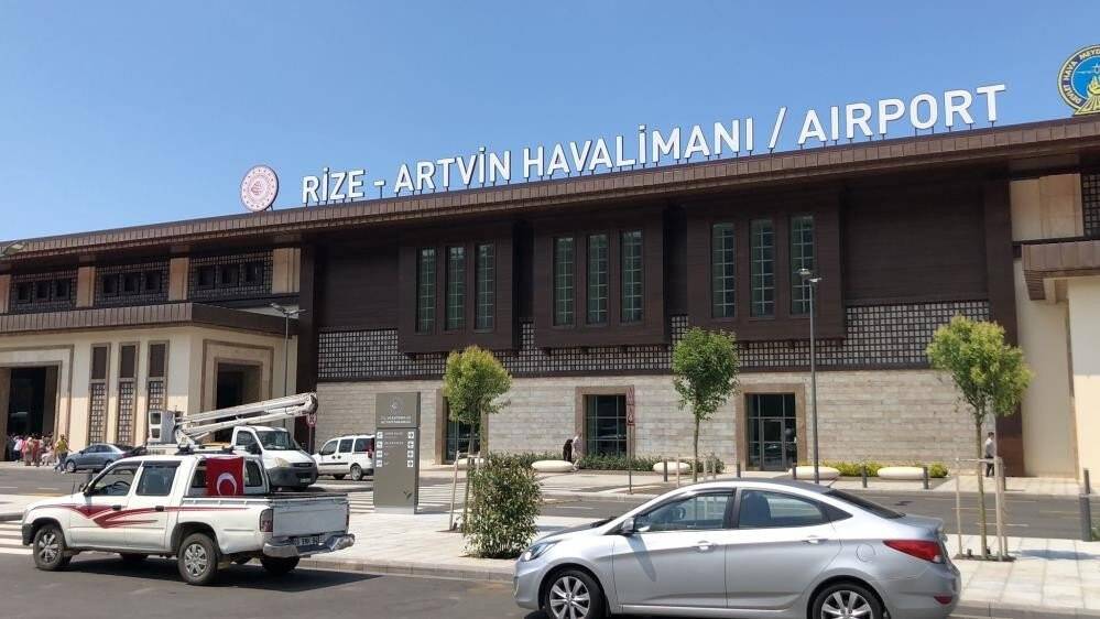Rize Artvin Havalimanını 411 bin yolcu kullandı