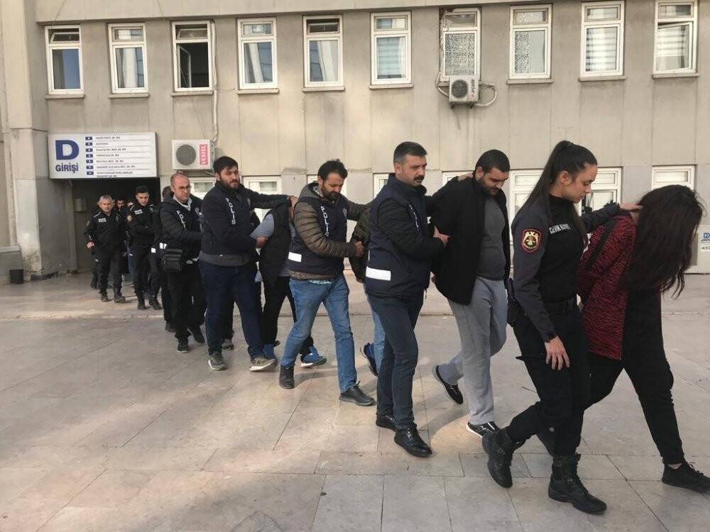 Ankara ve Konya’da suç çetesi operasyonu: 28 gözaltı
