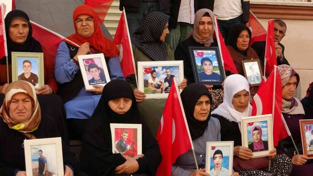 Evlat hasreti bin 159 gündür sürüyor