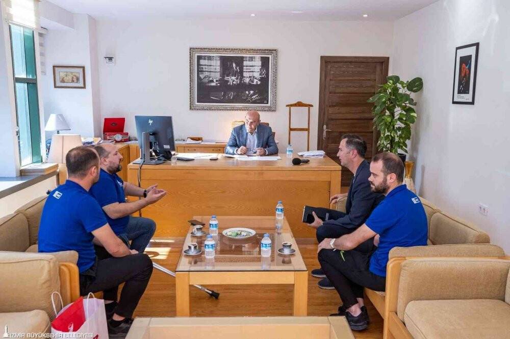 Dünya şampiyonu Ampute Milli Takımı’nın kalecisi  Arslan İzmir’in gururu oldu