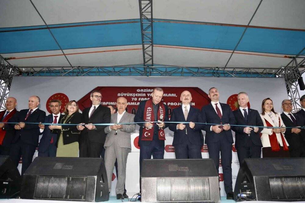 Gaziray törenle hizmete açıldı