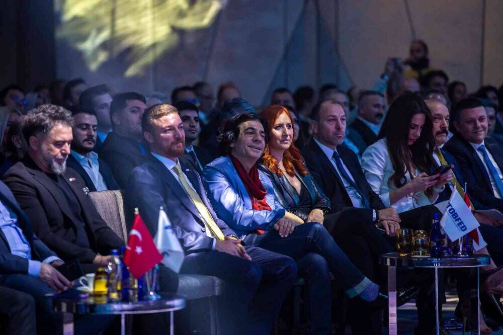 Okan Bayülgen: Togg Türkiye için bir devrim