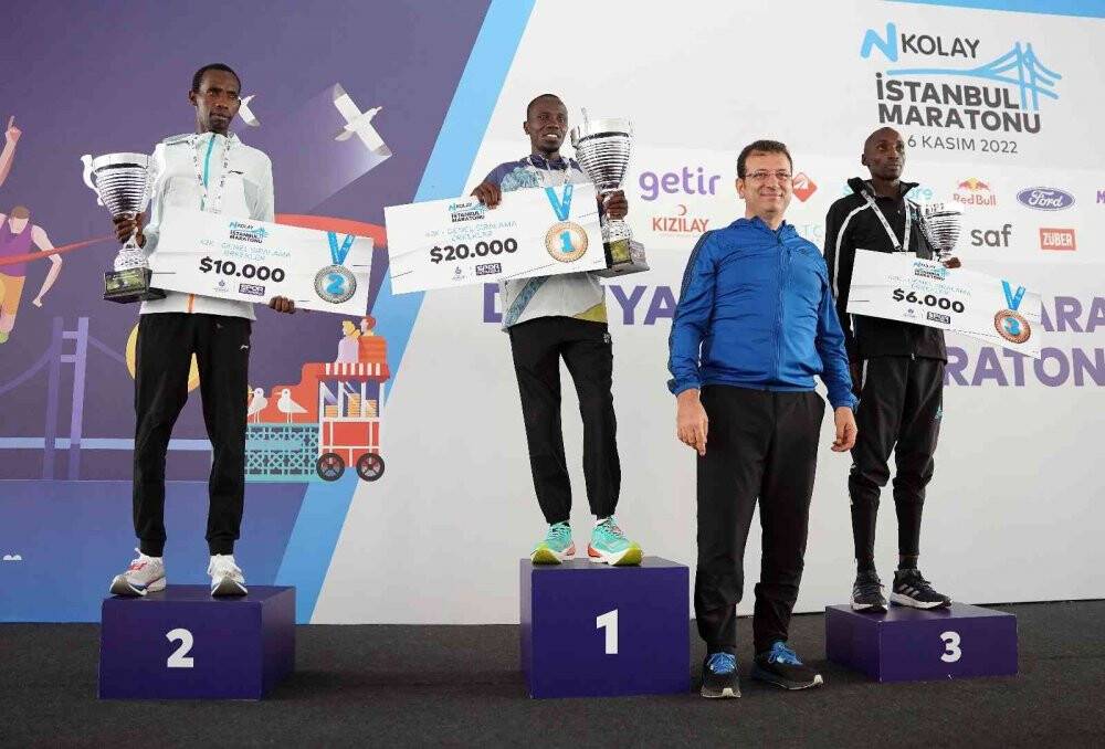 44. İstanbul Maratonu’nda kazananlar ödüllerini aldı