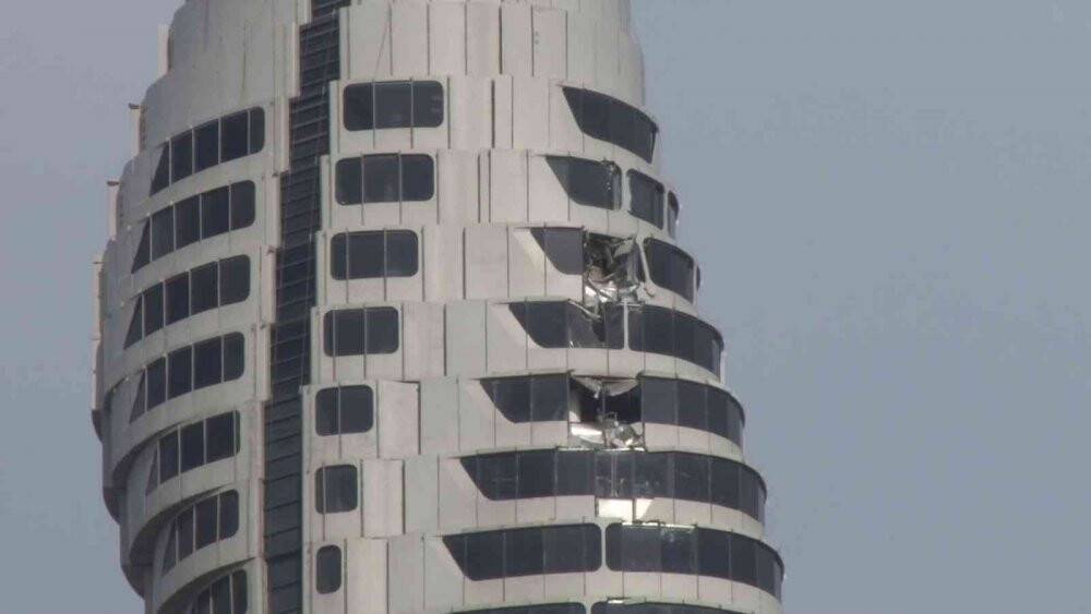 Bakım sonrası vinçten parça düşmesi sonucu Çamlıca Kulesi’nin dış cephesinde hasar