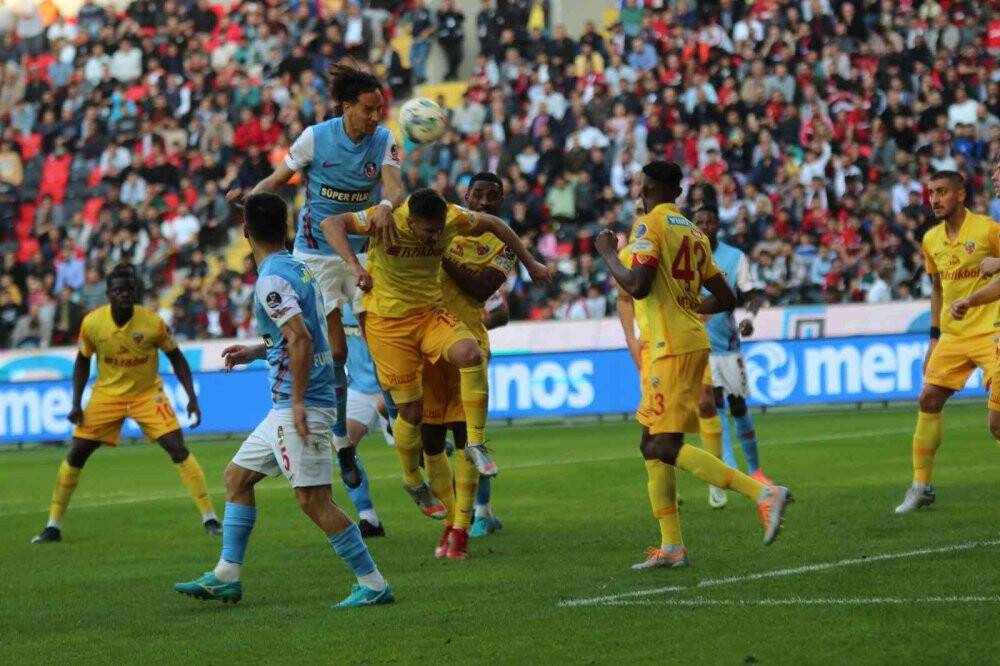 Gaziantep FK: 1 - Y. Kayserispor: 2 (Maç Sonucu)
