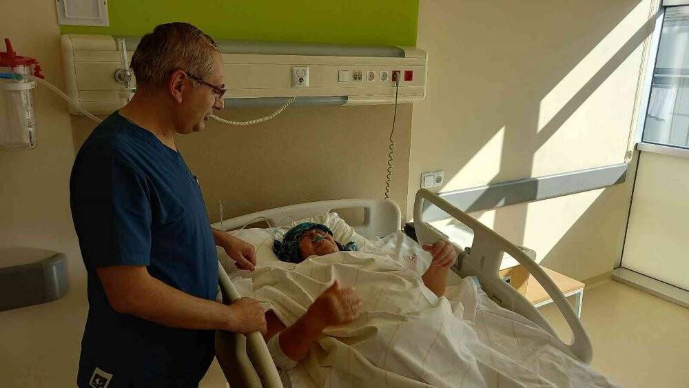 Konya'daki doktorun geliştirdiği beyni besleyen ince damarlara uygulanan anjiyo yöntemi dünya tıp literatüründe