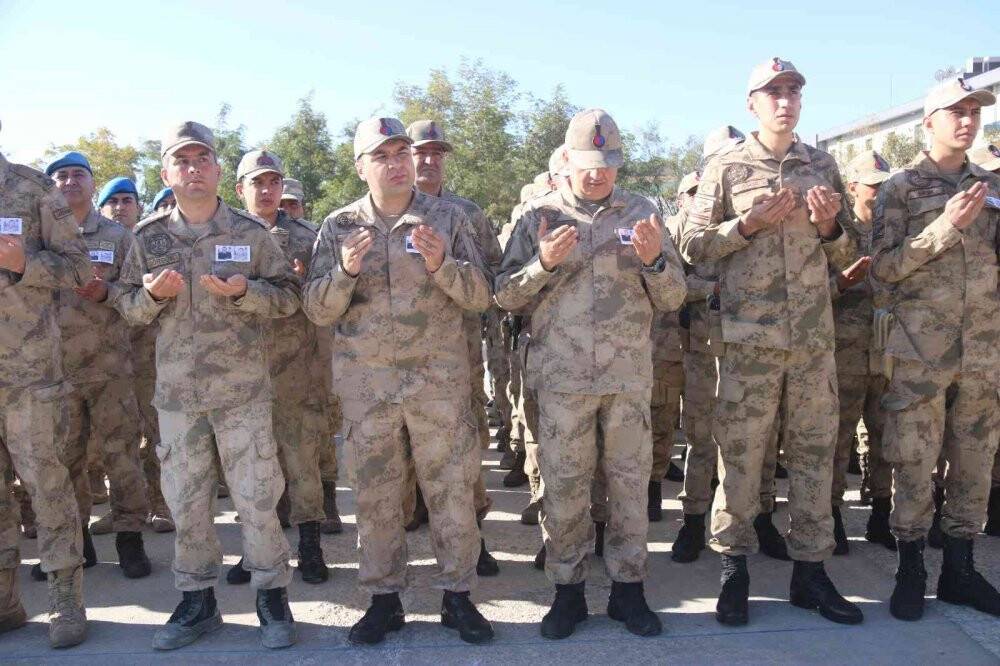 Pençe-Şimşek şehitleri memleketlerine uğurlandı