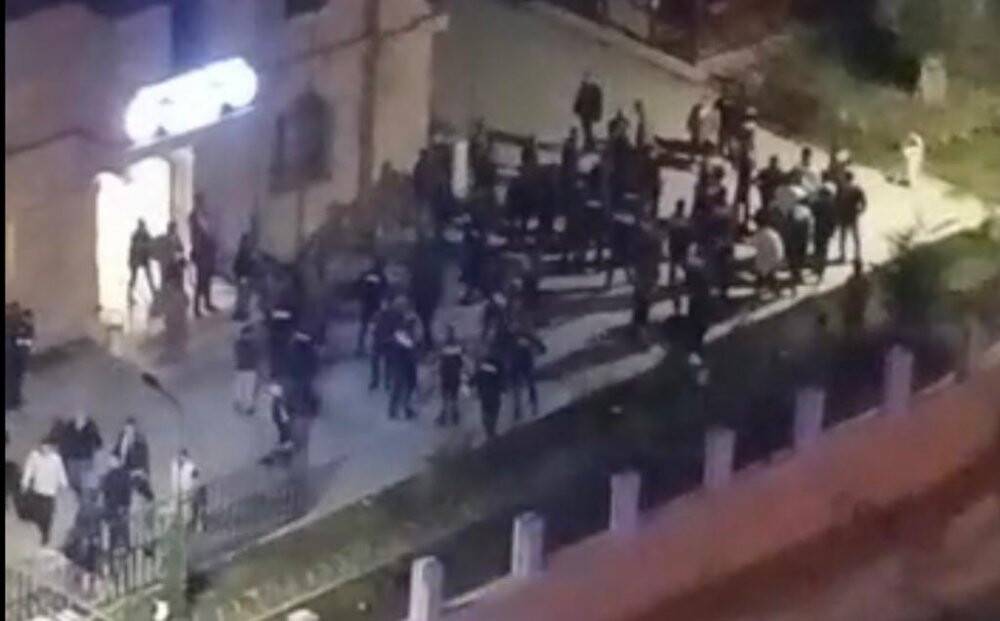 “Benimle aynı işi yapamazsın” kavgası karakolda da devam etti