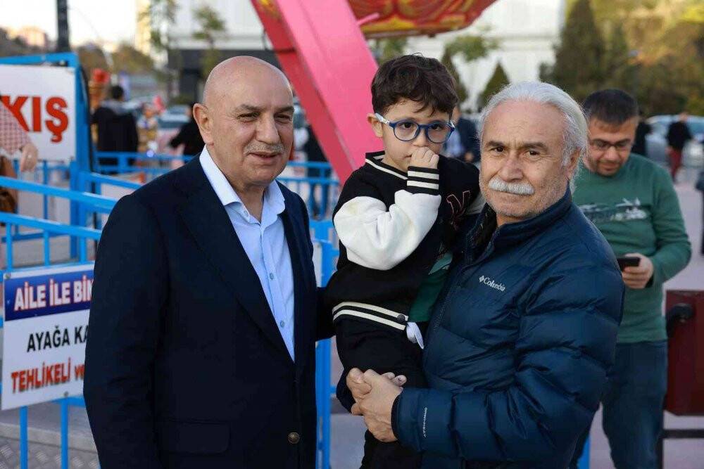 Çocuklara rengârenk eğlence durağı