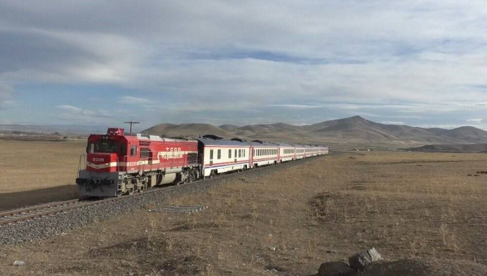 Karslı turizmciler Turistik Doğu Ekspresini bekliyor