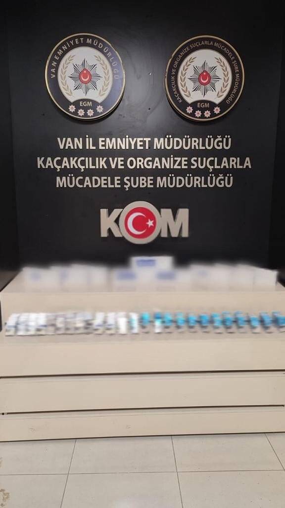 Van’da gümrük kaçakçılığı: 15 gözaltı